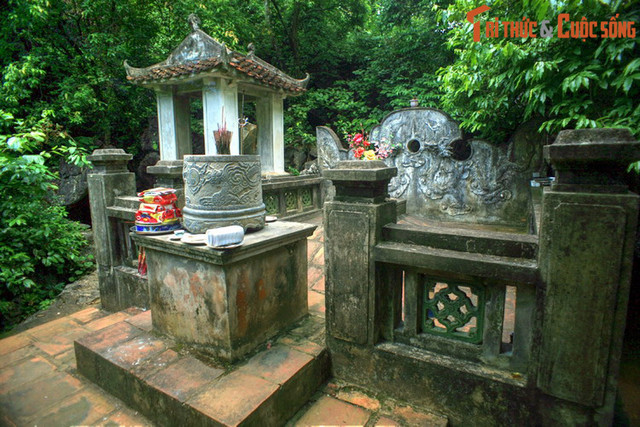 Cố đô Hoa Lư với những địa điểm cực tâm linh nên ghé thăm - Hình 7 Co do Hoa Lu voi nhung dia diem cuc tam linh nen ghe tham-Hinh-7