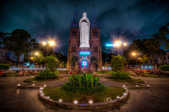 Choáng ngợp vẻ đẹp Sài Gòn ban đêm qua ống kính nhiếp ảnh gia quốc tế - Hình 12 Choang ngop ve dep Sai Gon ban dem qua ong kinh nhiep anh gia quoc te-Hinh-12