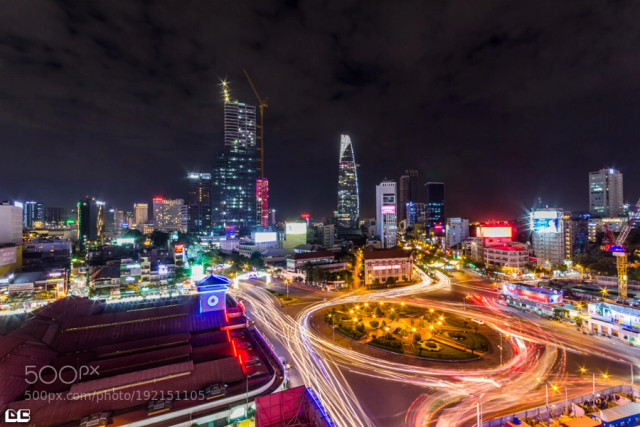 Choáng ngợp vẻ đẹp Sài Gòn ban đêm qua ống kính nhiếp ảnh gia quốc tế Choang ngop ve dep Sai Gon ban dem qua ong kinh nhiep anh gia quoc te