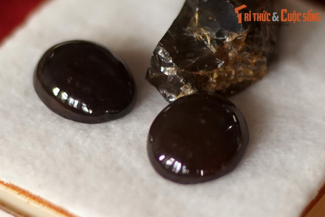 Can canh bo suu tap da quy khung o Sai Gon