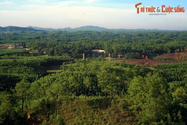 Phong canh tuyet dep cua Co do Hue khien du khach ngo ngang