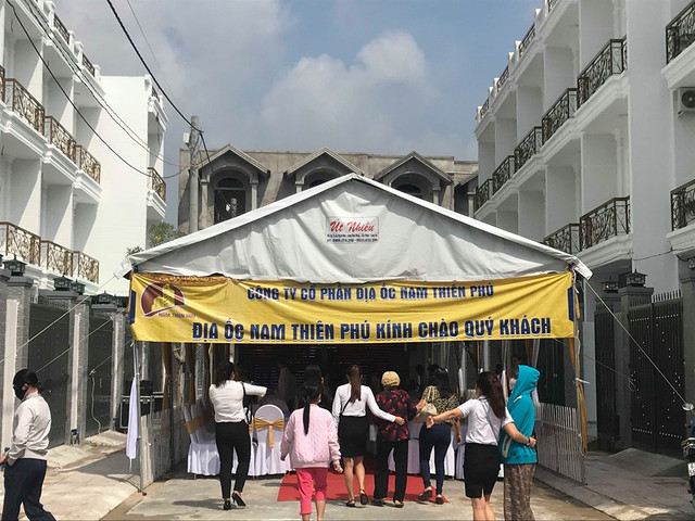 Công ty Nam Thiên Phú giới thiệu dự án ở Bình Chánh nhưng đưa khách xuống Long An Cong ty Nam Thien Phu gioi thieu du an o Binh Chanh nhung dua khach xuong Long An