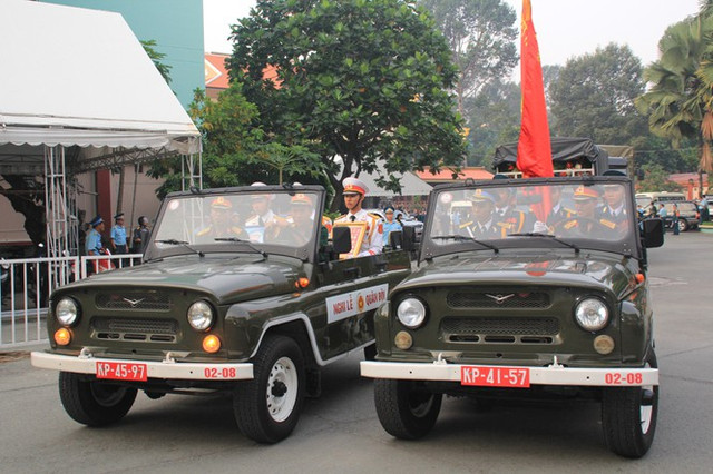 Anh hùng phi công Nguyễn Văn Bảy đã về đất mẹ Đồng Tháp - Hình 17 Anh hung phi cong Nguyen Van Bay da ve dat me Dong Thap-Hinh-17