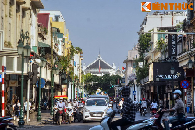 Con phố trăm tuổi sang trọng như Paris ở Hà Nội Con pho tram tuoi sang trong nhu Paris o Ha Noi