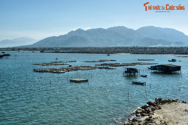 Khám phá 10 thành phố có biển rộng và núi cao nổi tiếng nhất Việt Nam - Hình 8 Kham pha 10 thanh pho co bien rong va nui cao noi tieng nhat Viet Nam-Hinh-8