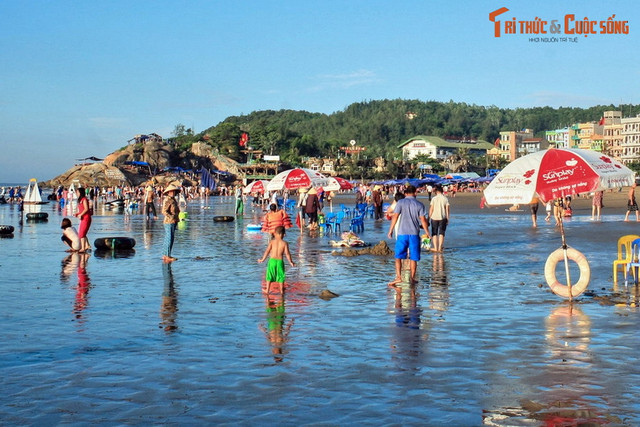 Khám phá 10 thành phố có biển rộng và núi cao nổi tiếng nhất Việt Nam - Hình 2 Kham pha 10 thanh pho co bien rong va nui cao noi tieng nhat Viet Nam-Hinh-2