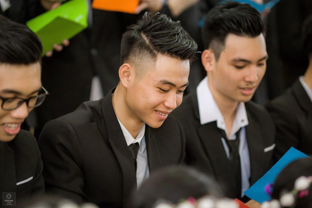 Điểm danh thủ khoa các khối kỳ thi THPT 2019 toàn "trai tài gái sắc" - Hình 11 Diem danh thu khoa cac khoi ky thi THPT 2019 toan