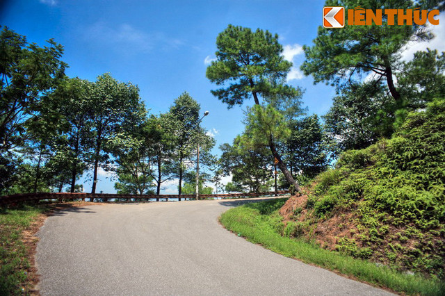 Giải mã bí mật ở ngọn núi thiêng nối tiếng giữa thành Vinh - Hình 11 Giai ma bi mat o ngon nui thieng noi tieng giua thanh Vinh-Hinh-11