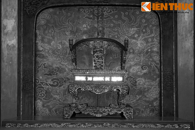 Lịch sử ngai vàng nhà Nguyễn không lay chuyển từ xưa đến nay - Hình 6 Lich su ngai vang nha Nguyen khong lay chuyen tu xua den nay-Hinh-6