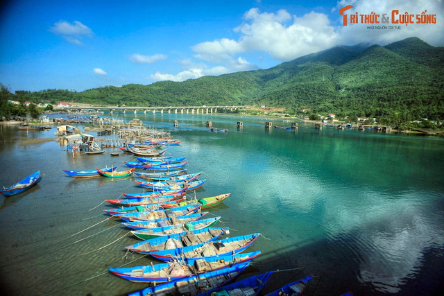 Mãn nhãn cảnh tượng tuyệt vời trên đường từ Huế đi Đà Nẵng - Hình 9 Man nhan canh tuong tuyet voi tren duong tu Hue di Da Nang-Hinh-9