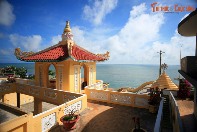 Những ngôi chùa có tầm nhìn ra biển tuyệt đẹp ở Việt Nam - Hình 4 Nhung ngoi chua co tam nhin ra bien tuyet dep o Viet Nam-Hinh-4