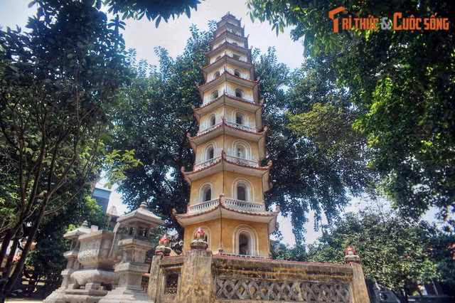 Những ngôi chùa cổ có kiến trúc tráng lệ nhất Hà Nội - Hình 11 Nhung ngoi chua co co kien truc trang le nhat Ha Noi-Hinh-11