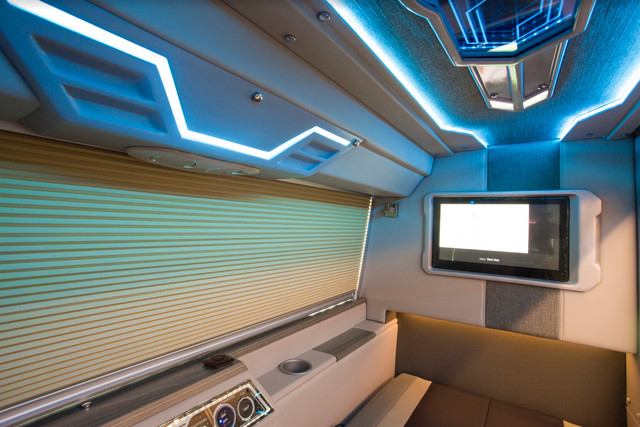 Thaco Mobihome ra mắt hai dòng xe bus giường nằm Hàng không mặt đất - Hình 13 Thaco Mobihome ra mat hai dong xe bus giuong nam Hang khong mat dat-Hinh-13