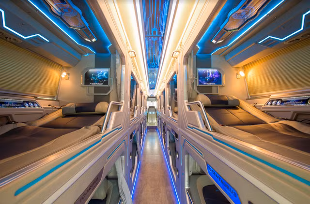 Thaco Mobihome ra mat hai dong xe bus giuong nam Hang khong mat dat-Hinh-14