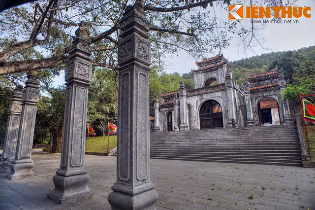 Thuong ngoan khu den co hoanh trang nhat Thanh Hoa-Hinh-2