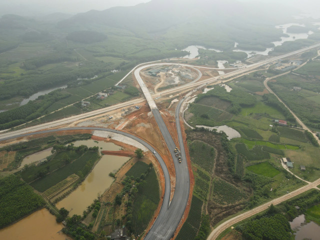 5 dự án thành phần cao tốc Bắc – Nam thông xe kỹ thuật - Hình 2 5 du an thanh phan cao toc Bac – Nam thong xe ky thuat-Hinh-2