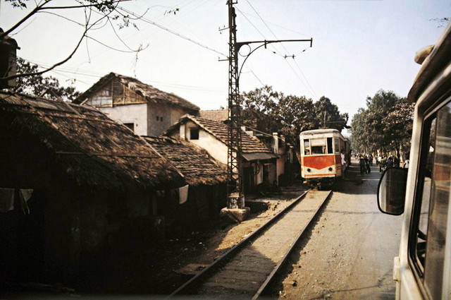 Cuộc sống ở Hà Nội năm 1979 cực đặc sắc qua loạt ảnh hiếm - Hình 6 Cuoc song o Ha Noi nam 1979 cuc dac sac qua loat anh hiem-Hinh-6