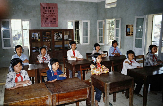 Cuộc sống ở Hà Nội năm 1979 cực đặc sắc qua loạt ảnh hiếm - Hình 10 Cuoc song o Ha Noi nam 1979 cuc dac sac qua loat anh hiem-Hinh-10