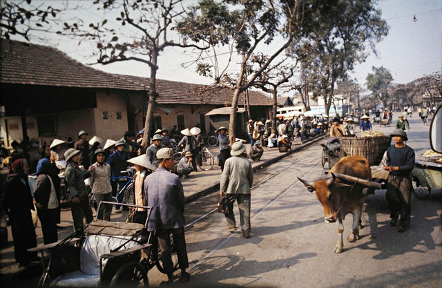 Cuộc sống ở Hà Nội năm 1979 cực đặc sắc qua loạt ảnh hiếm - Hình 7 Cuoc song o Ha Noi nam 1979 cuc dac sac qua loat anh hiem-Hinh-7