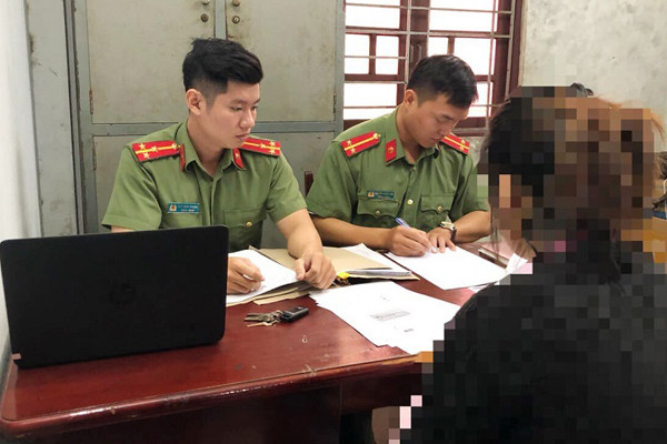 Facebook bổ sung tính năng mới cho người tìm kiếm về virus corona - Hình 2 Facebook bo sung tinh nang moi cho nguoi tim kiem ve virus corona-Hinh-2