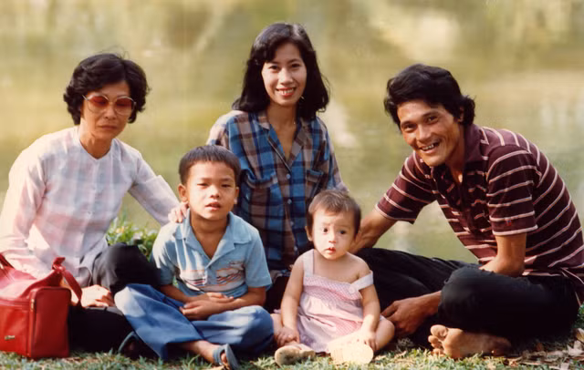 Ngam tre em o TP. HCM nam 1988 qua loat anh cua du khach Tay-Hinh-2