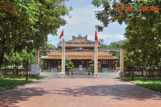 Tận mục nét độc đáo của công trình kiến trúc Quốc Tử Giám - Hình 2 Tan muc net doc dao cua cong trinh kien truc Quoc Tu Giam-Hinh-2