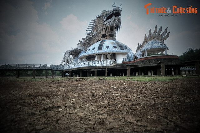 Bí ẩn công viên nơi tọa lạc lăng mộ cổ xưa ở Huế Bi an cong vien noi toa lac lang mo co xua o Hue