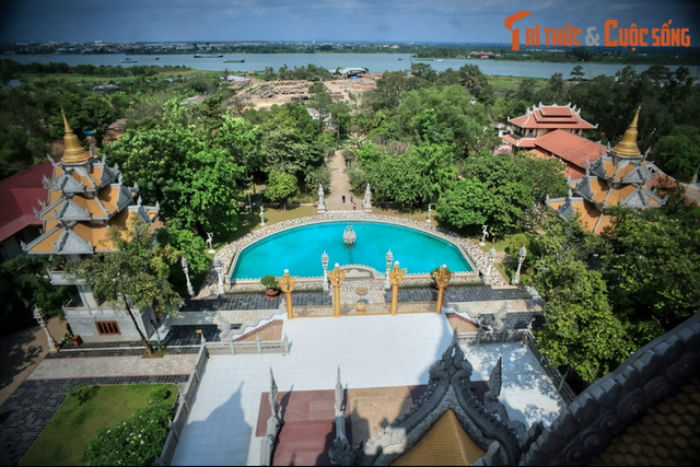 Biết gì về tòa bảo tháp có kiến trúc ấn tượng nhất Việt Nam? - Hình 2 Biet gi ve toa bao thap co kien truc an tuong nhat Viet Nam?-Hinh-2