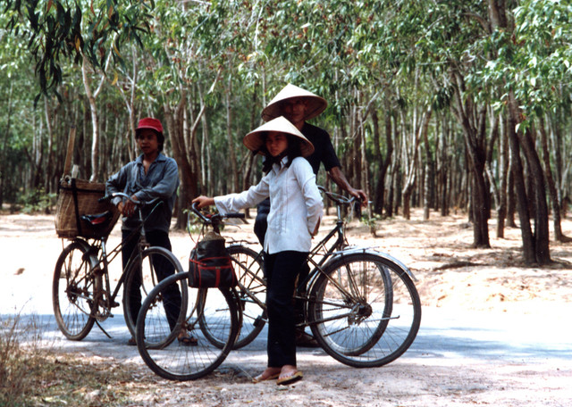 Chùm ảnh cuộc sống người dân ở Nha Trang năm 1988 - Hình 8 Chum anh cuoc song nguoi dan o Nha Trang nam 1988-Hinh-8