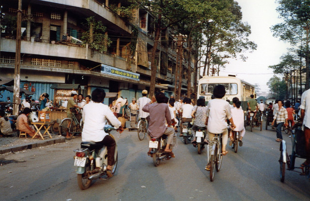 Trải nghiệm giao thông đặc sắc ở TP. HCM năm 1988 - Hình 5 Trai nghiem giao thong dac sac o TP. HCM nam 1988-Hinh-5