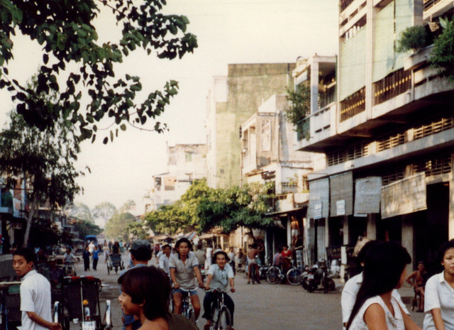 Trải nghiệm giao thông đặc sắc ở TP. HCM năm 1988 - Hình 8 Trai nghiem giao thong dac sac o TP. HCM nam 1988-Hinh-8