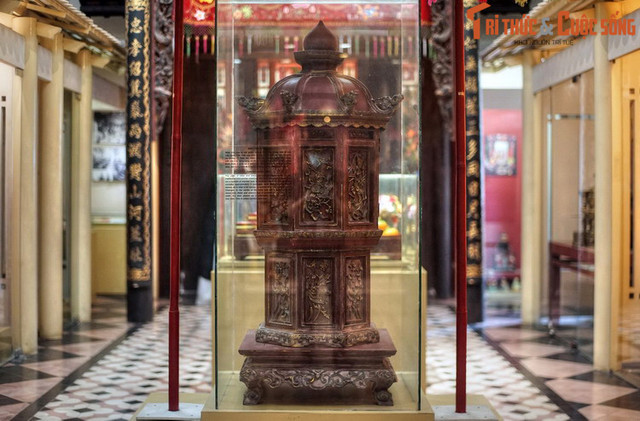 Giới quý tộc Nam bộ xưa dùng mâm trầu khủng thế nào? - Hình 8 Gioi quy toc Nam bo xua dung mam trau khung the nao?-Hinh-8