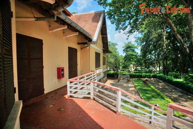 Đi xem dinh thự đẹp nổi tiếng của vua Bảo Đại ở Buôn Ma Thuột - Hình 7 Di xem dinh thu dep noi tieng cua vua Bao Dai o Buon Ma Thuot-Hinh-7