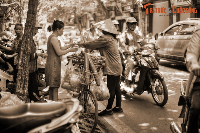 Khám phá phố đổi tiền nổi tiếng Hà Nội xưa - Hình 6 Kham pha pho doi tien noi tieng Ha Noi xua-Hinh-6