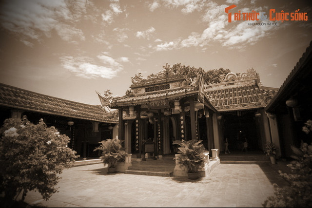 Khám phá sự huyền bí của tục thờ bà Đại Càn ở phố cổ Hội An - Hình 3 Kham pha su huyen bi cua tuc tho ba Dai Can o pho co Hoi An-Hinh-3