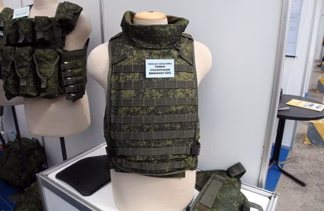 ao-chong-dan-ratnik-6b45-anh-forbes.jpg
