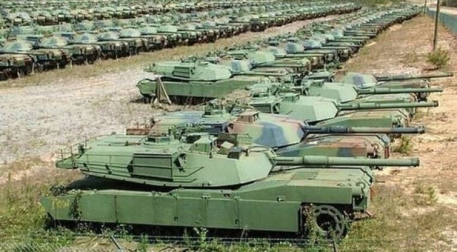 Xe tăng Abrams của Quân đội Mỹ thời Chiến tranh Lạnh. article-68f4ae08be8ca3-29332189.jpg