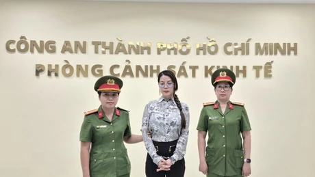 Trương Ngọc Ánh chiếm đoạt hàng ngàn lượng vàng thế nào?