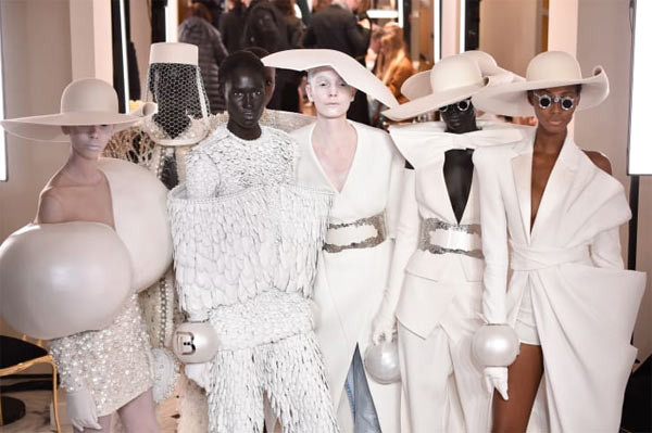 7 bộ sưu tập xa xỉ, tuyệt đỉnh nhất Haute Couture 2019 - Hình 5 7 bo suu tap xa xi, tuyet dinh nhat Haute Couture 2019-Hinh-5