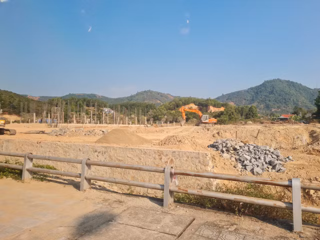 Lam Dong: 70% goi thau dau tu cong tai Da Huoai thuoc ve Tuan Loi-Hinh-8