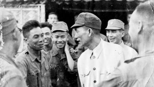 Thuật “trùng độc chiến” huyền thoại của Tướng Vương Thừa Vũ trong Chiến tranh VN - Hình 2 Thuat “trung doc chien” huyen thoai cua Tuong Vuong Thua Vu trong Chien tranh VN-Hinh-2