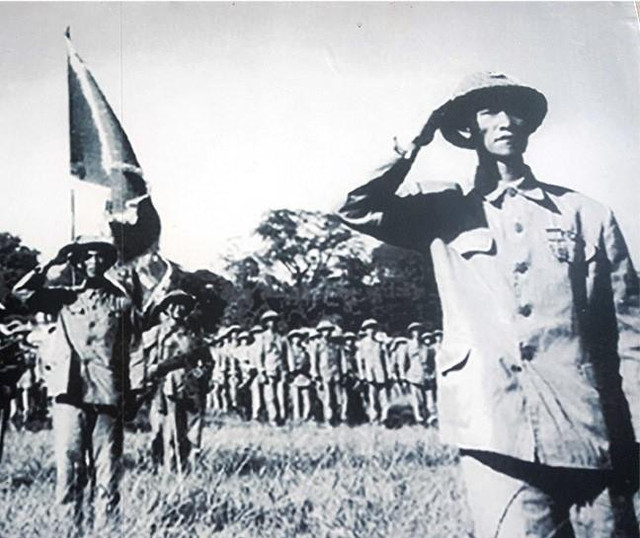 Thuật “trùng độc chiến” huyền thoại của Tướng Vương Thừa Vũ trong Chiến tranh VN Thuat “trung doc chien” huyen thoai cua Tuong Vuong Thua Vu trong Chien tranh VN