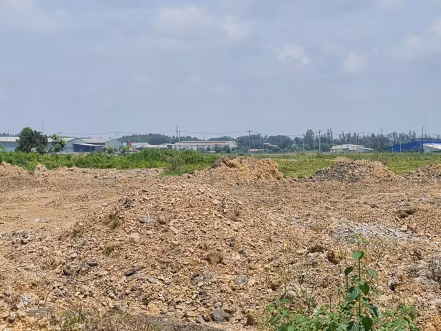 Nha dau tu chua duoc giao dat da xay dung ha tang CCN Thien Tan?-Hinh-4