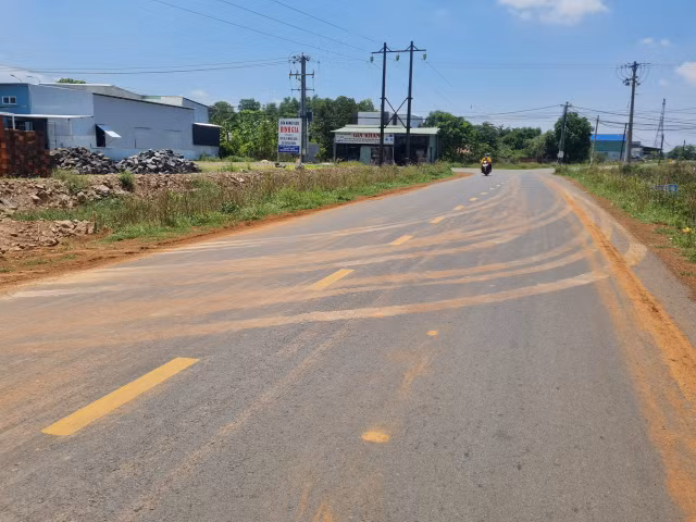 Dong Nai: Hang loat cong trinh “khung” xay dung tren dat nong nghiep-Hinh-15