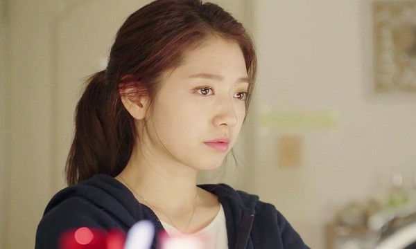 Cô em họ đòi đuổi vợ ra khỏi nhà để thế chỗ và phản ứng của chồng Co em ho doi duoi vo ra khoi nha de the cho va phan ung cua chong