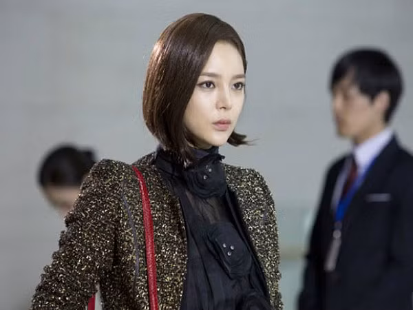 Chong hi hung dua bo di nghi mat ma khong hay vo da len ke hoach...