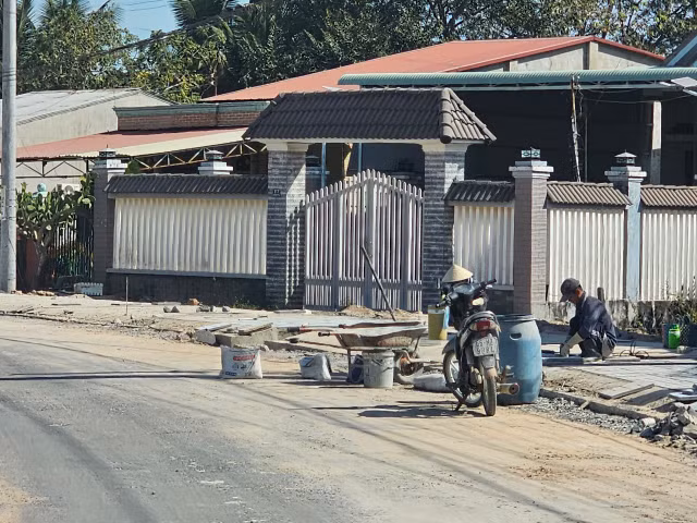 Tay Ninh: Can canh DA Tham nhua duong 30/4 huyen Tan Bien-Hinh-14
