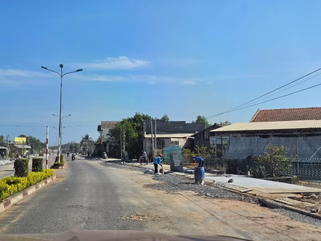 Tay Ninh: Can canh DA Tham nhua duong 30/4 huyen Tan Bien-Hinh-15