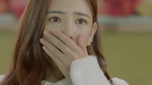 Ngã quỵ khi phát hiện bí mật chồng giữ kín 10 năm trong ví Nga quy khi phat hien bi mat chong giu kin 10 nam trong vi