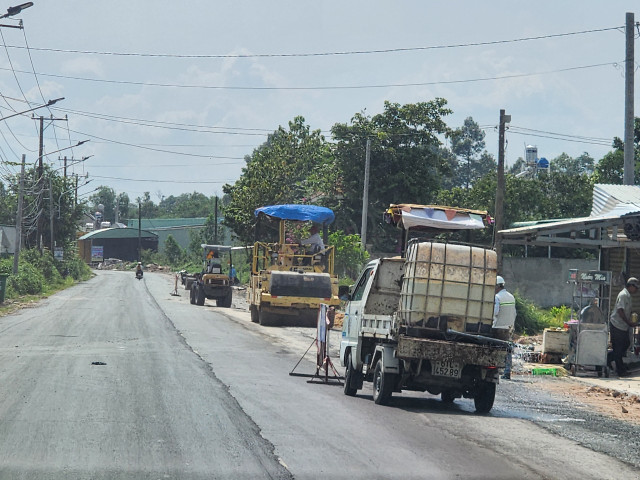 Dong Nai: Can canh Du an cai tao, nang cap duong Hung Vuong huyen Nhon Trach-Hinh-10